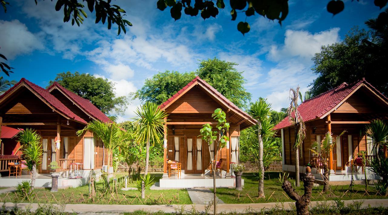 Timbool Bungalow Ped Exterior photo