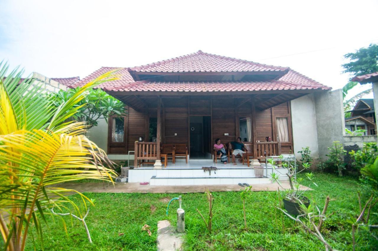 Timbool Bungalow Ped Exterior photo