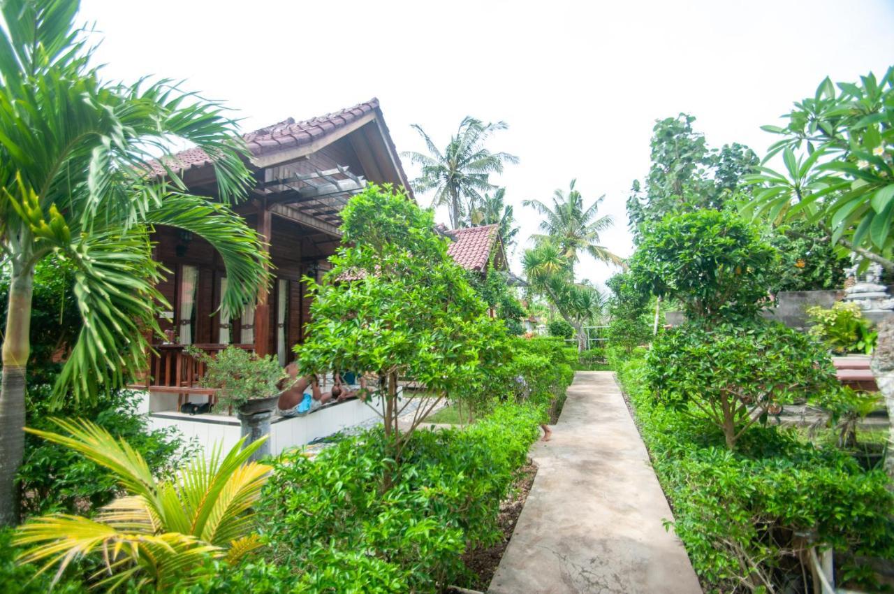 Timbool Bungalow Ped Exterior photo